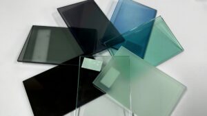 We’ve put together this guide on what laminated glass is, its uses, and its benefits. Shenzhen Dragon Glass always can help.